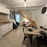 La Maison Des Vignes Sainte-Eulalie (Gironde)
