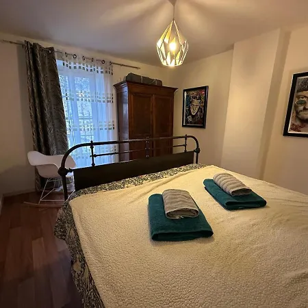 La Maison Des Vignes Apartament *