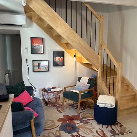 La Maison Des Vignes Apartament Garrigues-et-Sainte-Eulalie