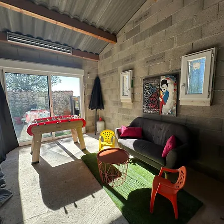 La Maison Des Vignes Apartament *