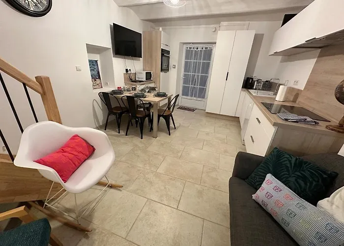 La Maison Des Vignes Apartman Sainte-Eulalie